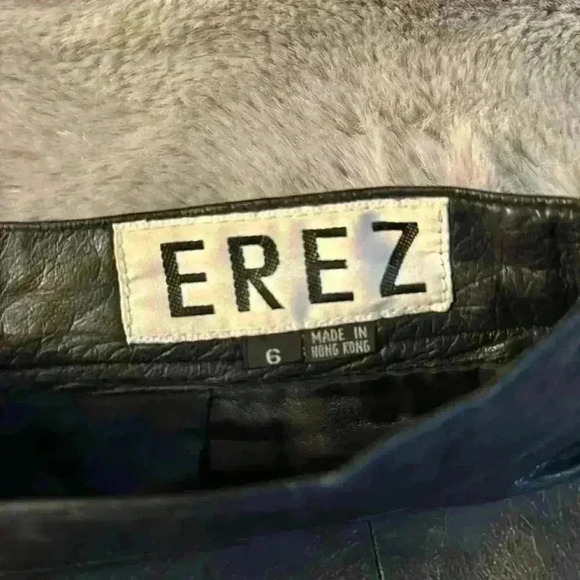 Vintage Erez Black Leather High Waisted MIDI Skirt - size 6 - Picture 2 of 4